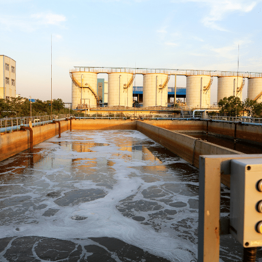 Mantenimiento y Monitoreo del Tratamiento de Agua de Torres de Enfriamiento