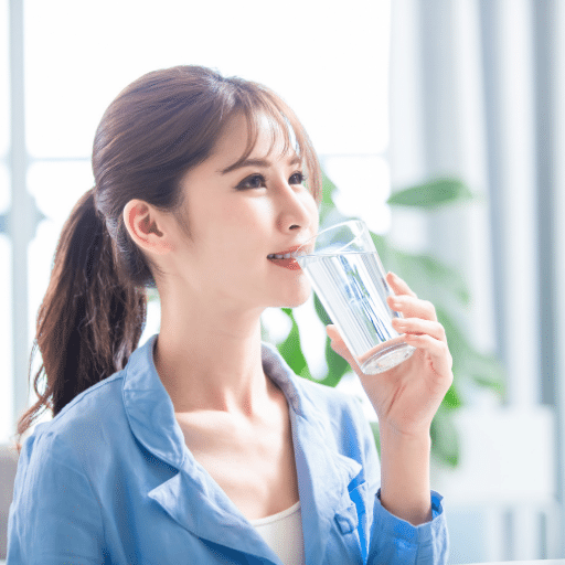 Các hóa chất chính được sử dụng trong xử lý nước uống là gì?